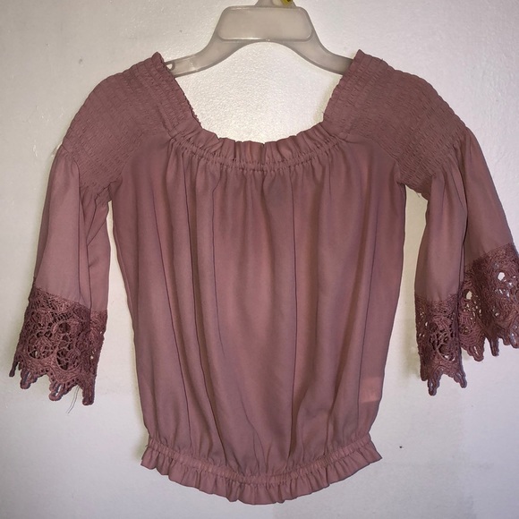 Tops - 3 for $20 dressy blouse 👚